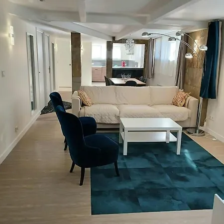 Plain-Pied 80 M2 Dans Maison, Parking Prive Gratuit, Gare Paris Tour Eiffel Et Musees Versalles Exterior foto